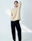 Luxurious Cashmere & Wool Turtleneck Sweater