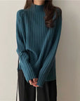 Loose-Fit Turtleneck Sweater for Winter